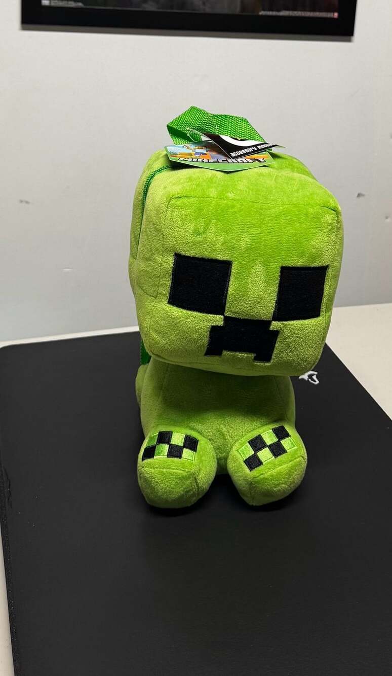 B9 Minecraft Creeper Plush Backpack Green NWT